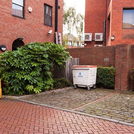 Russell Scott Backpackers Hostel Leeds  Zewnętrze zdjęcie