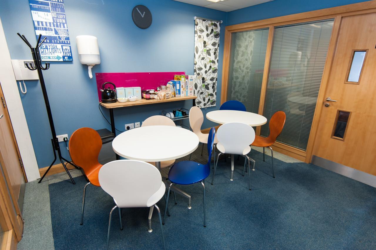 Russell Scott Backpackers Hostel Leeds  Zewnętrze zdjęcie